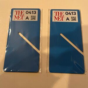 Metropolitan Museum of Art MMA Metal Bookmarks (Set of 2/ NEW)‎ (books/x)